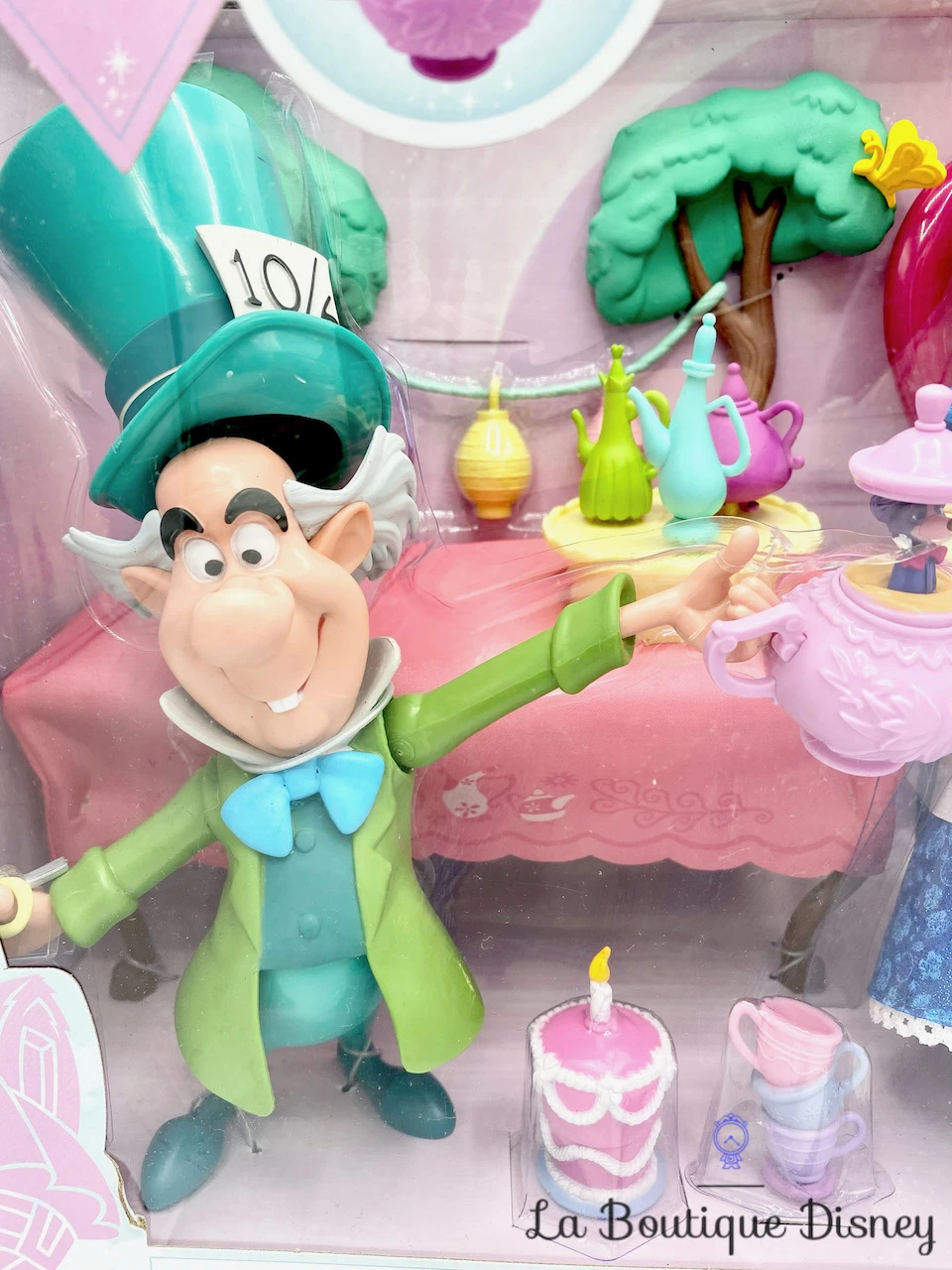 Coffret De Jeu Poupée Service à Thé Alice Au Pays Des Merveilles Disney Store Chapelier Fou 4 Coffret De Jeu Poupée Service à Thé Alice Au Pays Des Merveilles Disney Store Chapelier Fou – Image 4