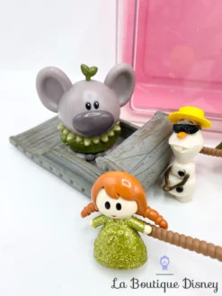 Ensemble De Jeu Coffret Mini Poupée Anna La Reine Des Neiges Animators Collection Disney Store Valise -Magasin De Décoration Disney coffret valise mini poupee anna la reine des neiges animators collection disney store miniature rose 7