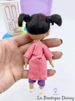 Ensemble De Jeu Coffret Mini Poupée Booh Monstres Et Cie Animators Collection Disney Store Valise -Magasin De Décoration Disney ensemble de jeu coffret animator boo monstres et cie disney store valise mini poupee disney store mini doll playset 2