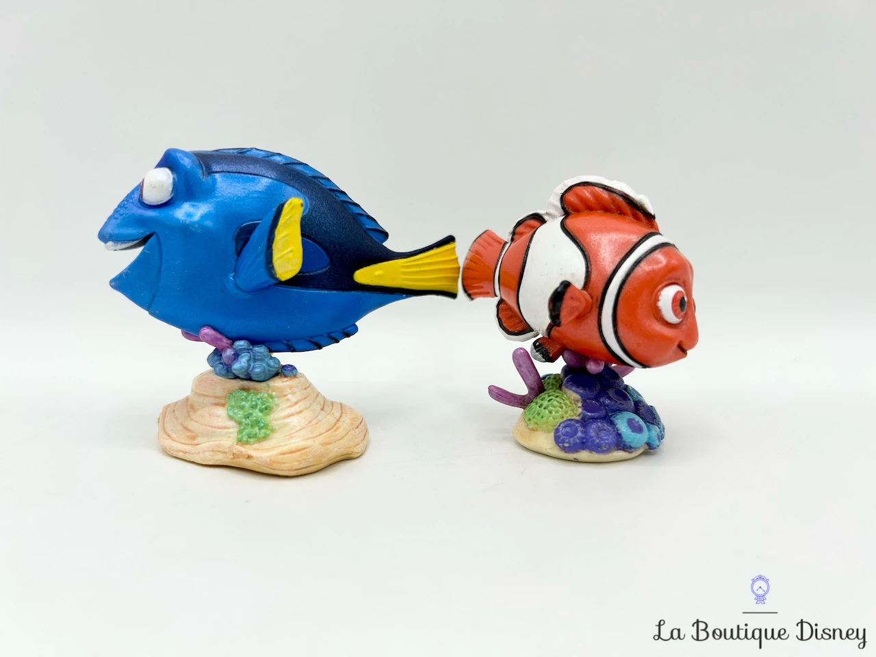 Figurines Némo Dory Disney Store 2016 Le Monde De Némo Poissons 6 Cm 3 Figurines Némo Dory Disney Store 2016 Le Monde De Némo Poissons 6 Cm – Image 3