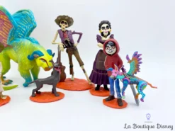 Figurines De Luxe Playset Coco Disney Store Miguel Dante Hector Ernesto Imelda Pepita -Magasin De Décoration Disney figurines playset coco disneyland paris disney miguel hector imelda dante ernesto 5