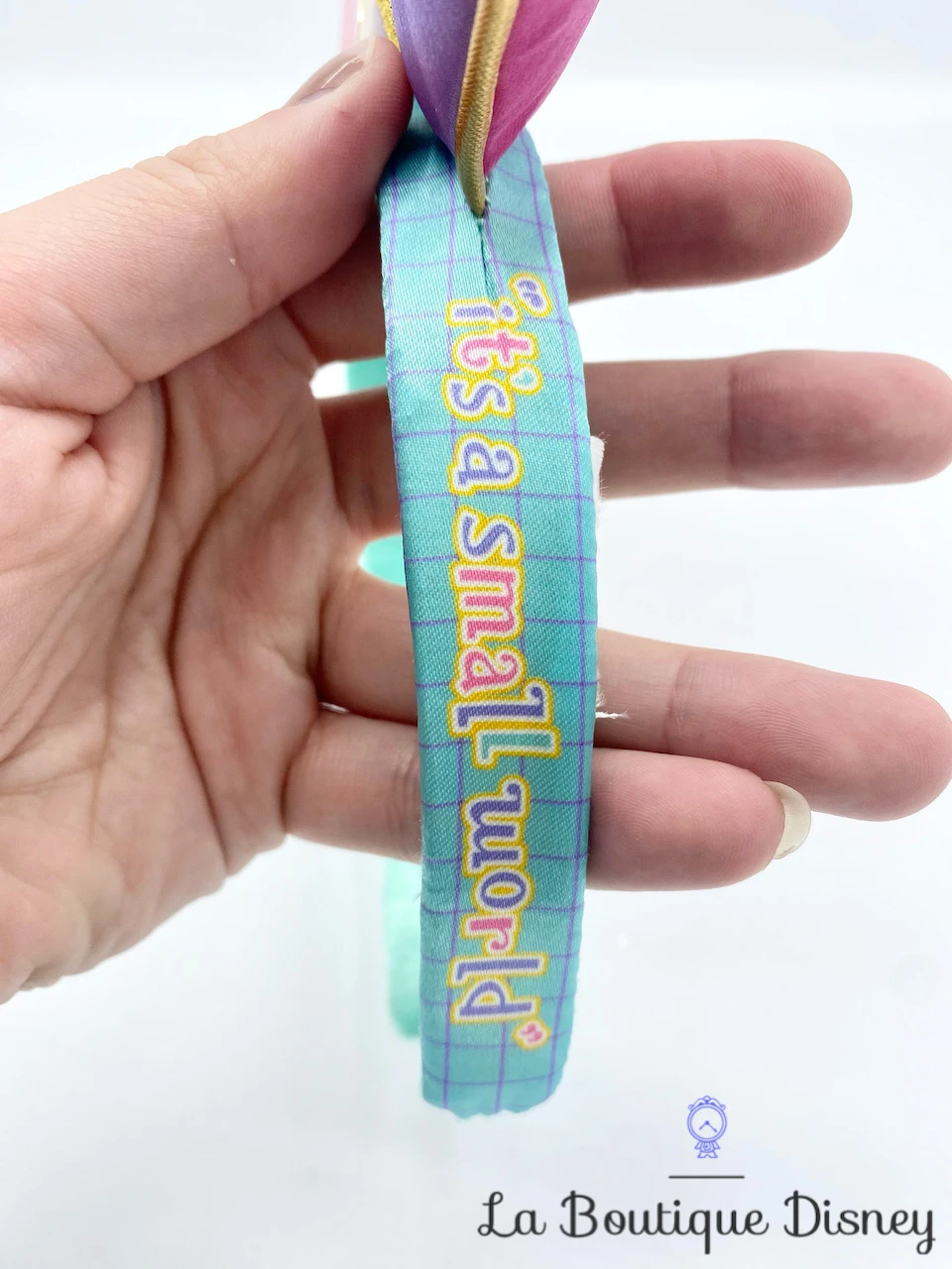 Serre Tête Oreilles Mickey Mouse The Main Attraction Série 4 It's A Small World Disney Store Ears Édition Limitée 6 Serre Tête Oreilles Mickey Mouse The Main Attraction Série 4 It's A Small World Disney Store Ears Édition Limitée – Image 6