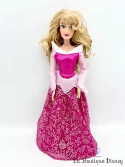 Poupée Aurore La Belle Au Bois Dormant Disney Store Princesse Rose 30 Cm -Magasin De Décoration Disney poupee aurore la belle au bois dormant disney store mannequin princesse robe rose 3