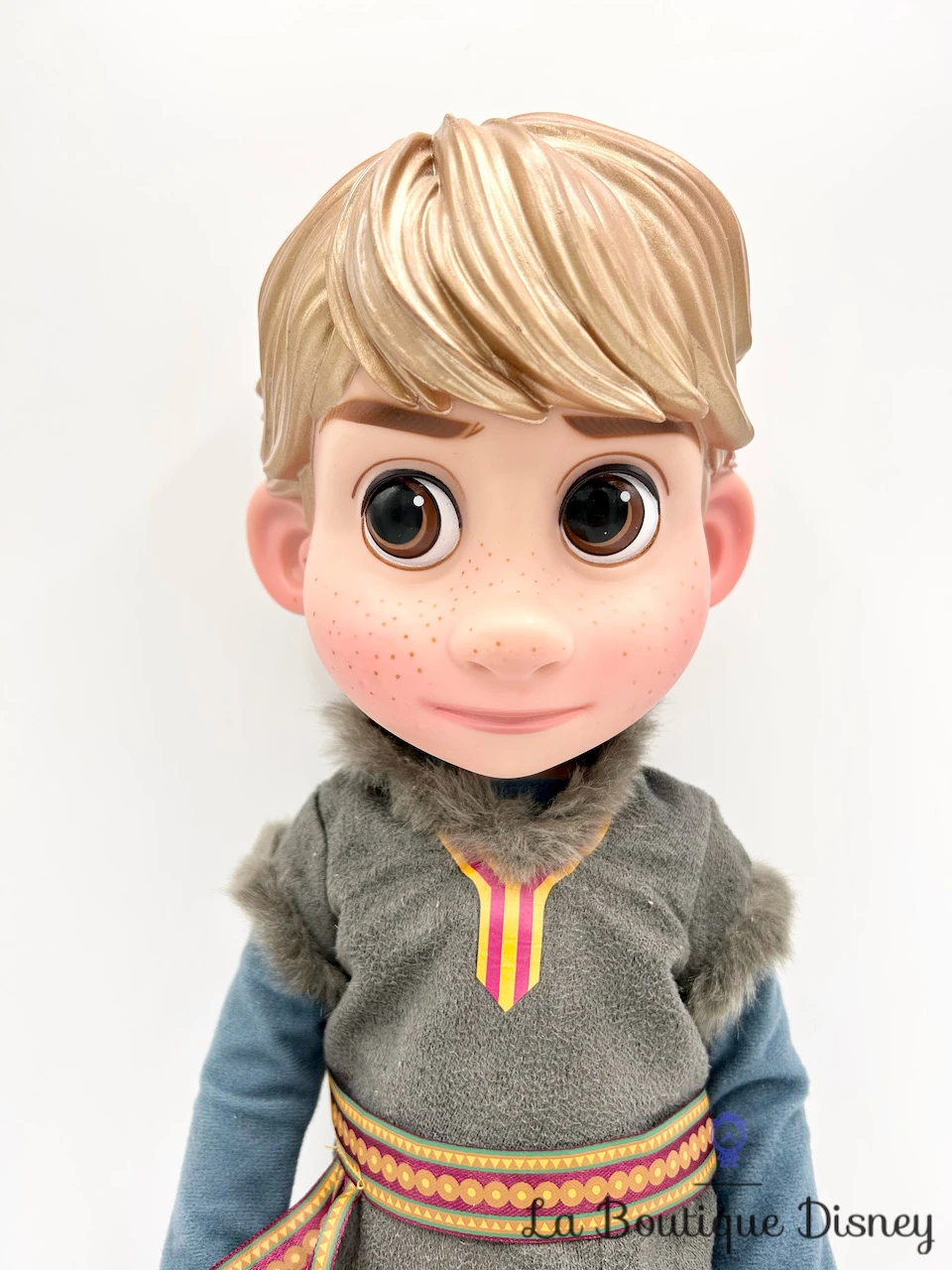Poupée Kristoff La Reine Des Neiges Animators Collection V3 Disney Store Prince 40 Cm 2 Poupée Kristoff La Reine Des Neiges Animators Collection V3 Disney Store Prince 40 Cm – Image 2