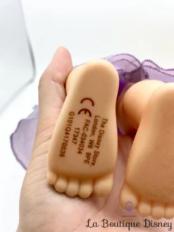 Poupée Raiponce Animators Collection V4 Disney Store 2016 Doudou Pascal 40 Cm -Magasin De Décoration Disney poupee raiponce animators collection disney store v4 2016 princesse bebe 42 cm 1