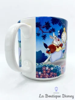 Tasse Scène Alice Au Pays Des Merveilles Disney Store Classics 2003 Mug Scènes Film Thé -Magasin De Décoration Disney tasse scene alice au pays des merveilles walt disney store classics 2003 mug scene films the chapelier lapin 3