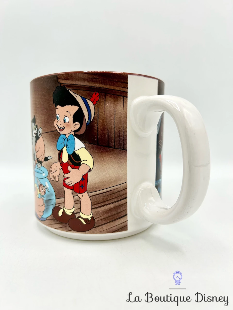 Tasse Scène Pinocchio The Walt Disney Company Japan Mug Scène Film Geppetto Atelier 5 Tasse Scène Pinocchio The Walt Disney Company Japan Mug Scène Film Geppetto Atelier – Image 5