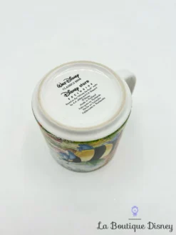 Tasse Scène Winnie L'ourson Pâques Disney Store Exclusive Classics 2006 Mug Scène Film Déguisements Abeilles -Magasin De Décoration Disney tasse scene winnie ourson paques deguisement walt disney store classics 2006 mug scene films abeilles 4